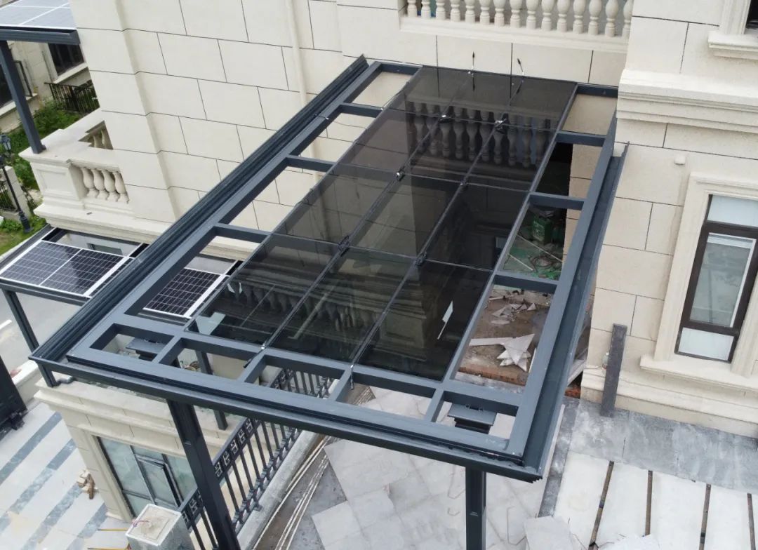 谍照曝光！DB视讯集团光电建材新品组件运抵华中仓储中心，金融建站/渠路招商模式有望越发多元